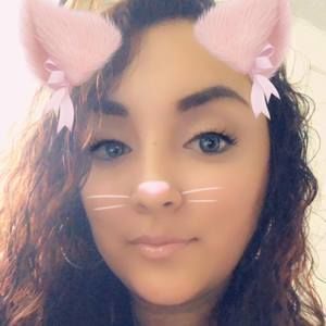 Meet your Posher, Evangelina